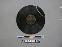藏品(「春雨、梅にも春、都?逸」唱片)的圖片